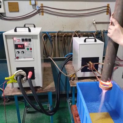 قیمت خوب دستگاه گرمایش القایی با فرکانس بالا و نوع عمودی دارای گواهی CE با IGBT Infineon برای گرمایش و کوئنچ کارآمد آنلاین