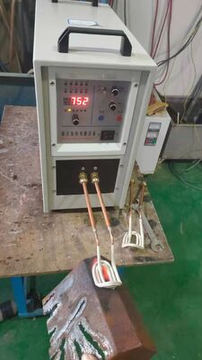 Bom preço Equipamento de tratamento por indução de alta frequência Hf-15kw on-line